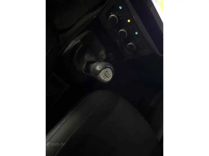 PRISMA 1.4 MPFI LT 8V FLEX 4P MANUAL