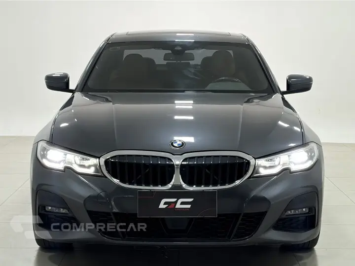 320i 2.0 16V TURBO GASOLINA M SPORT AUTOMÁTICO