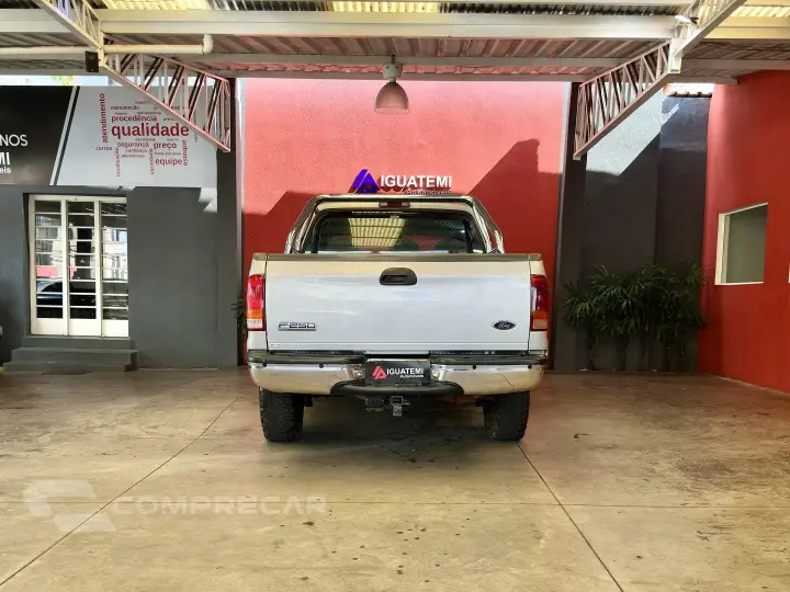 F-250 4.2 XLT 4X2 CD TURBO INTERCOOLER DIESEL 4P MANUAL