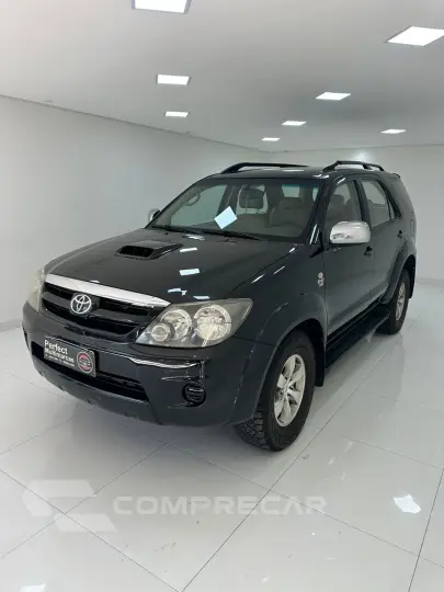 HILUX SW4 2.7 VVT-I SRV 7L 4X4