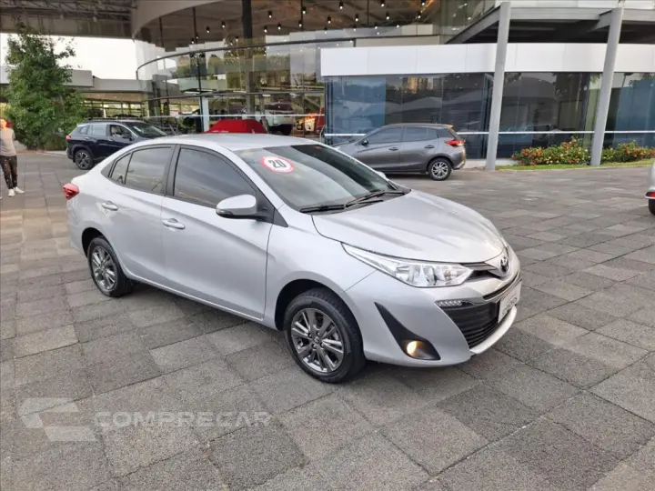 YARIS 1.5 16V FLEX SEDAN XL PLUS CONNECT MULTIDRI