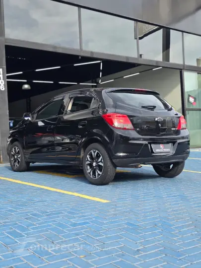 ONIX HATCH LT 1.4 8V FlexPower 5p Mec.