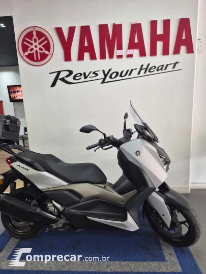 XMAX 250 CONNECTED