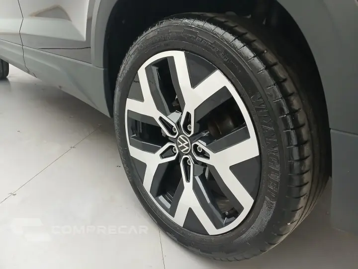 TAOS 1.4 250 TSI TOTAL FLEX HIGHLINE AUTOMÁTICO