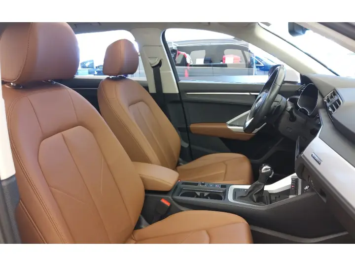 Q3 2.0 40 TFSI GASOLINA PERFORMANCE QUATTRO TIPTRONIC