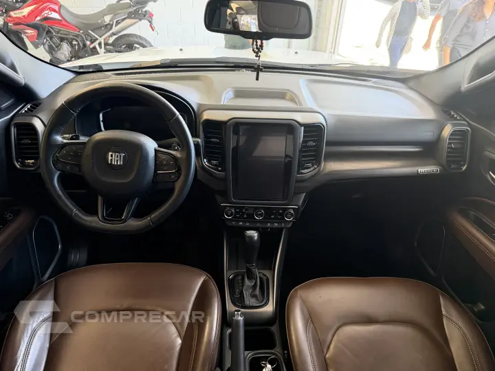TORO 2.0 16V Turbo Ranch 4WD AT9