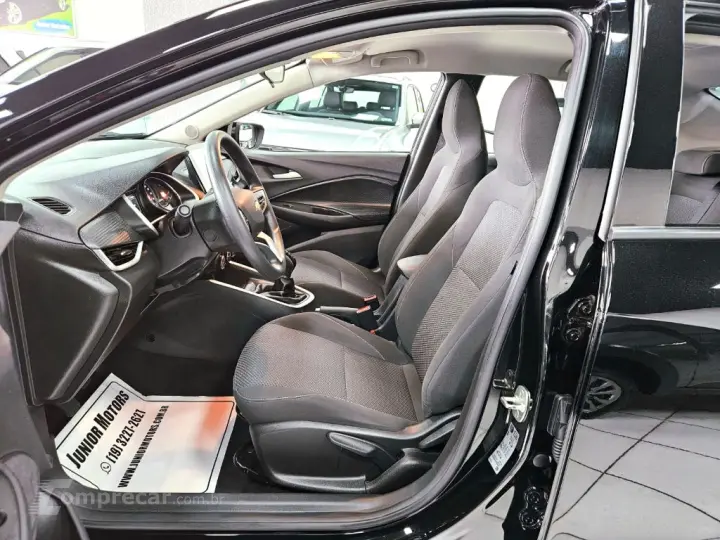 ONIX SEDAN Plus LTZ 1.0 12V TB Flex Mec.