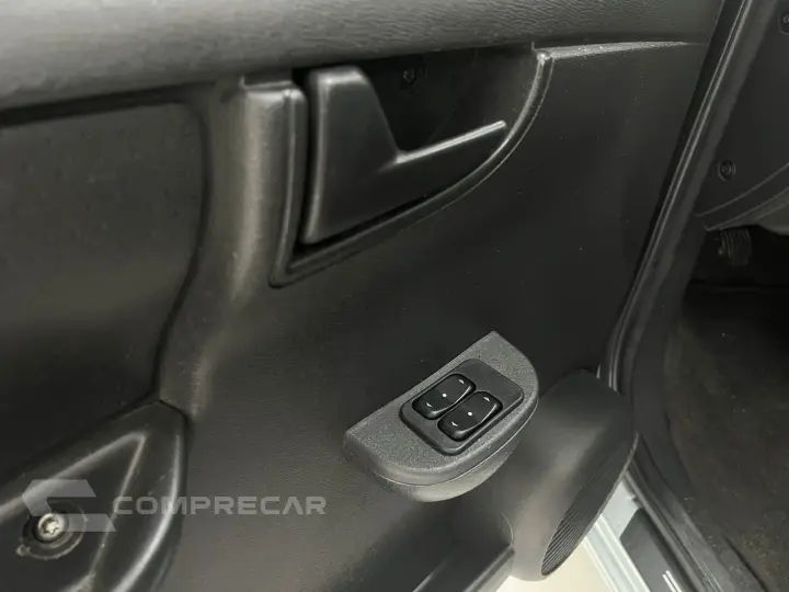 CELTA 1.0 MPFI Spirit 8V