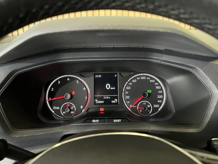 T-CROSS 1.0 200 TSI TOTAL FLEX AUTOMÁTICO