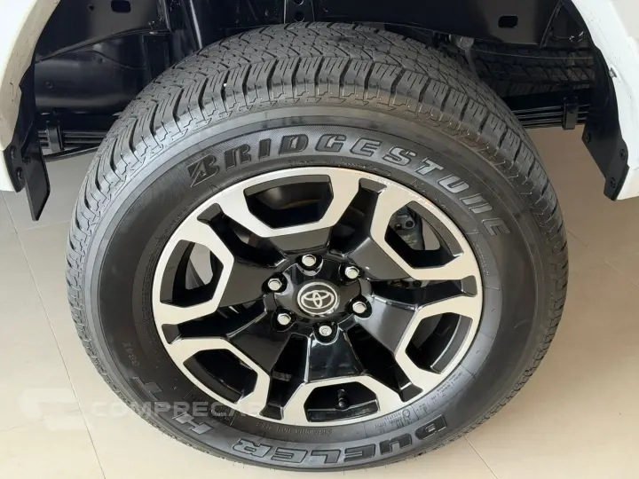 HILUX 2.8 D-4d Turbo CD SRX Plus 4X4