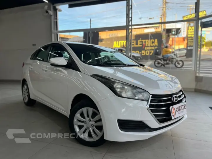 HB20S 1.6 COMFORT PLUS 16V FLEX 4P AUTOMÁTICO