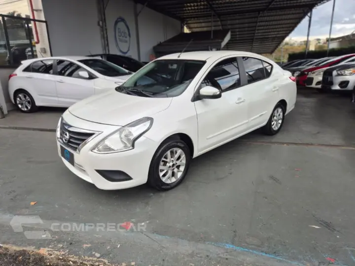 VERSA SV 1.6 16V FlexStart 4p Aut.