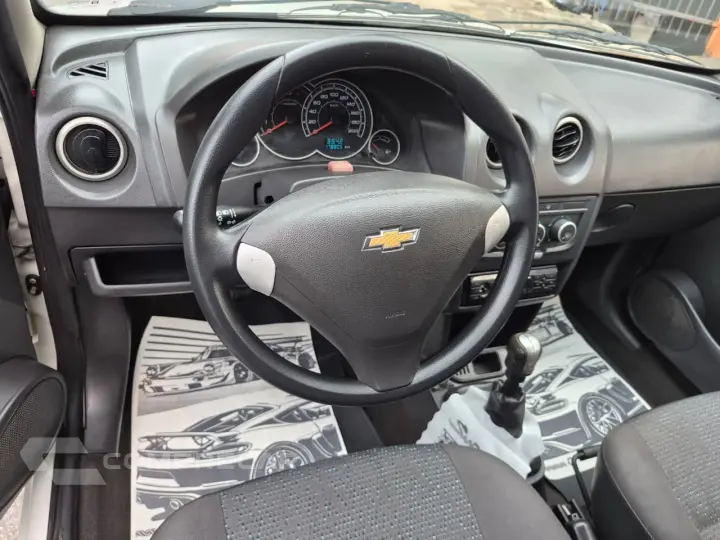 CELTA 1.0 MPFI LT 8V