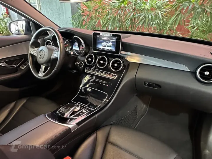 C 180 1.6 CGI EXCLUSIVE 16V TURBO GASOLINA 4P AUTOMÁTICO