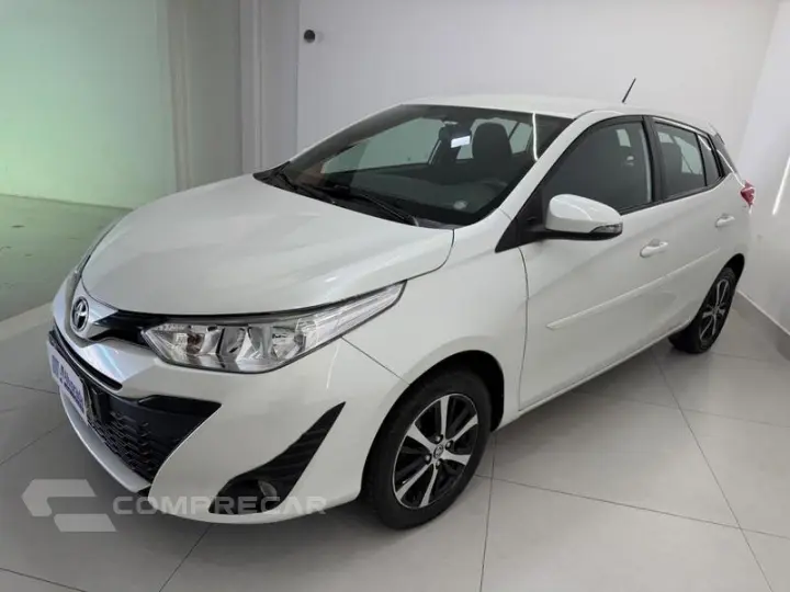 YARIS HB XL 13 AT