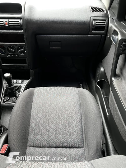 ASTRA 2.0 MPFI Advantage 8V