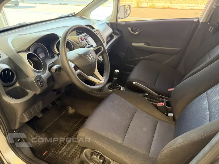 FIT 1.4 DX 16V