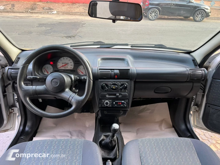 CORSA 1.0 EFI Wind 8V