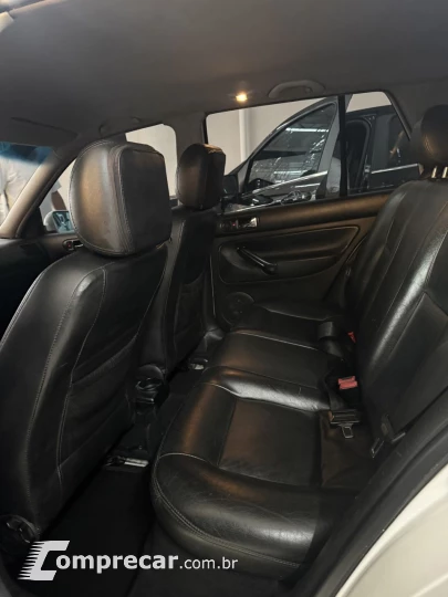 Golf 1.6Mi/ 1.6Mi Gener./Black & Silver