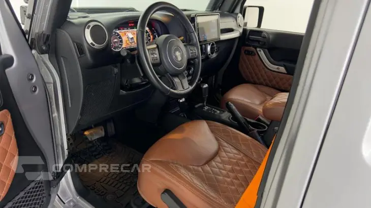 WRANGLER U SAHARA