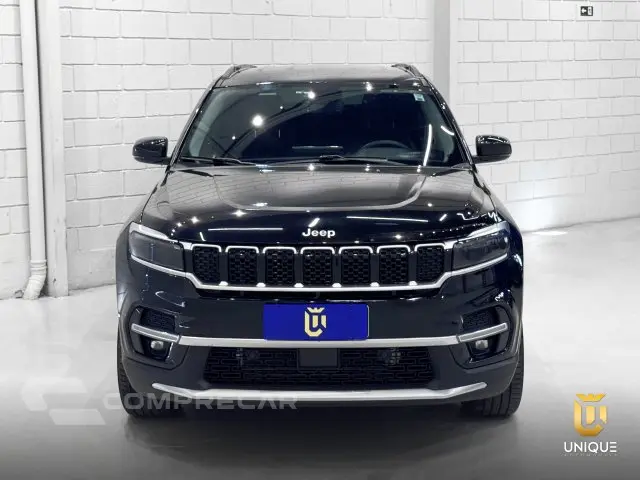 COMMANDER - 1.3 T270 TURBO LONGITUDE AT6