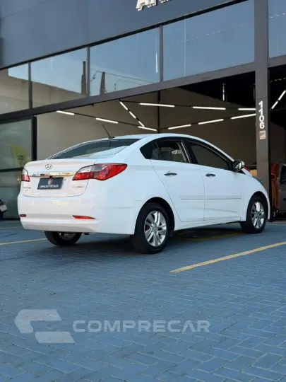 HB20S Premium 1.6 Flex 16V Mec. 4p
