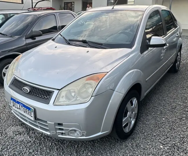 Fiesta Sedan 1.6 4P FLEX