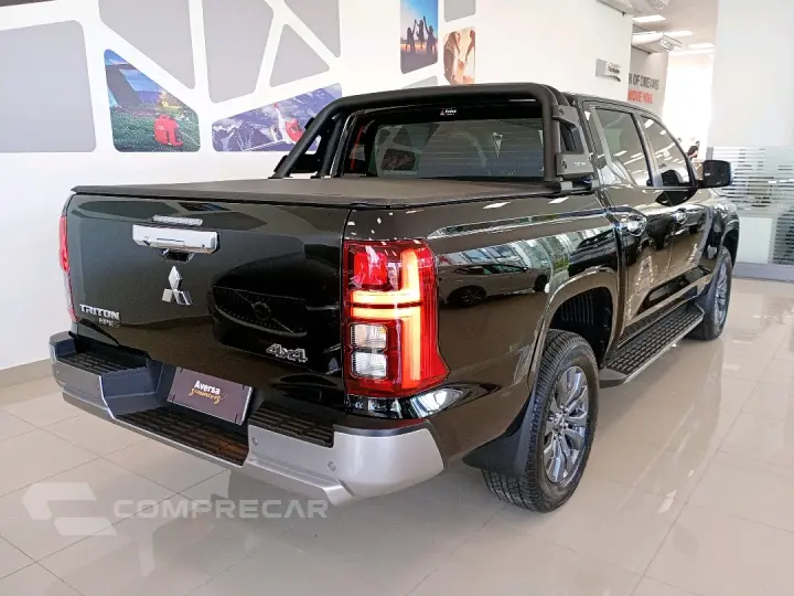 TRITON 2.4 BITURBO DIESEL CD HPE-S 4X4 AUTOMÁTICO