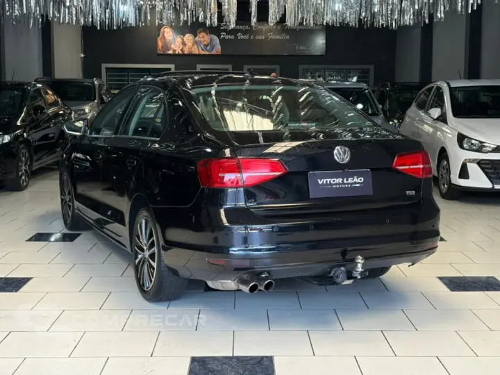 JETTA 2.0 TSI HIGHLINE 211CV GASOLINA 4P TIPTRONIC