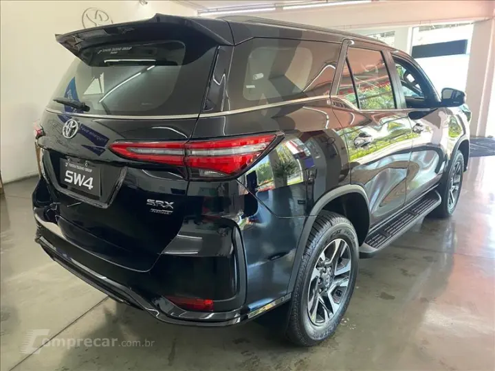 HILUX SW4 2.8 D-4d Turbo SRX Platinum 7L 4X4