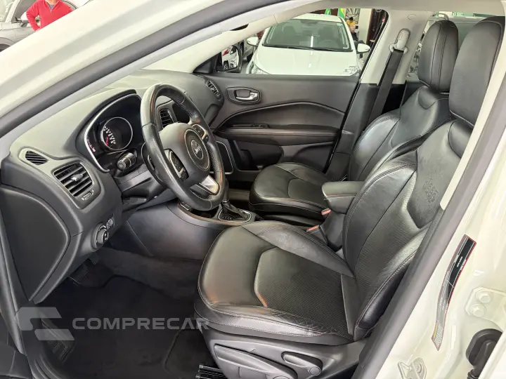 COMPASS 2.0 16V DIESEL LONGITUDE 4X4 AUTOMÁTICO