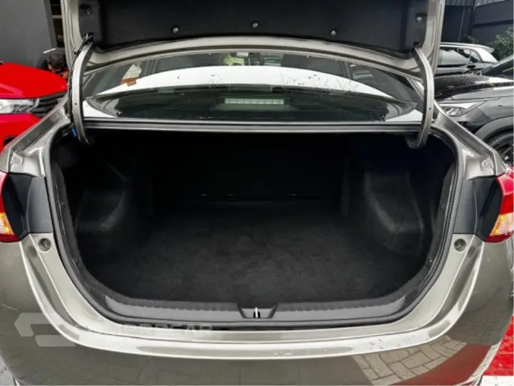 YARIS 1.5 16V FLEX SEDAN XL MULTIDRIVE