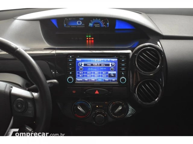 ETIOS HATCH - 1.5 PLATINUM 16V 4P AUTOMÁTICO