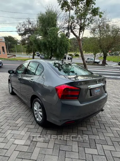 CITY Sedan LX 1.5 Flex 16V 4p Aut.