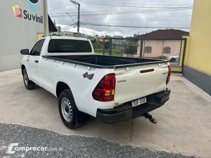HILUX 2.4 4X4 CS 8V