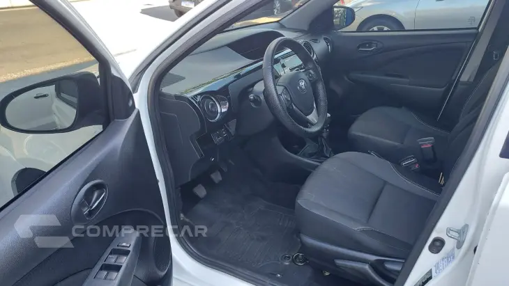 ETIOS 1.5 X Plus Sedan 16V