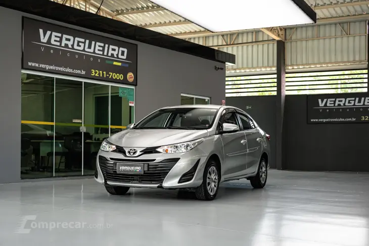 YARIS 1.5 16V Sedan XL live Multidrive