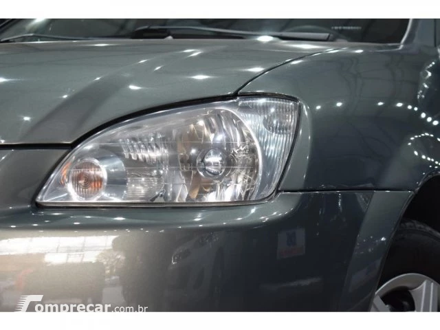 CLASSIC - 1.0 MPFI LS 8V 4P MANUAL