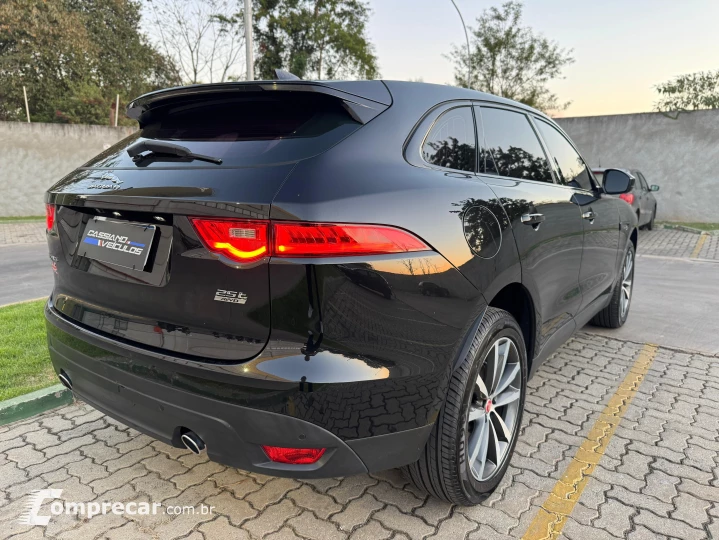 F-PACE 2.0 16V Turbo Prestige AWD