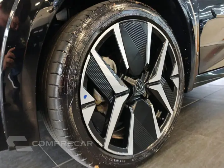 208 1.0 TURBO 200 FLEX GT CVT