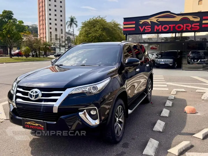 Hilux 2.8 Srx 4X4 Cd 16V Diesel 4P Automático
