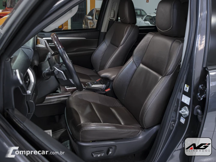 HILUX SW4 2.7 SRV 7 Lugares 4X2 16V