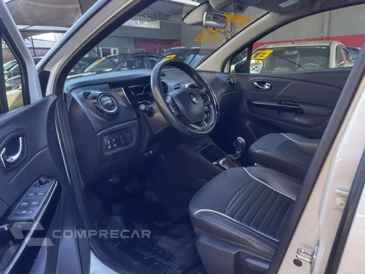 Captur 1.6 16V 4P FLEX SCE INTENSE X-TRONIC CVT