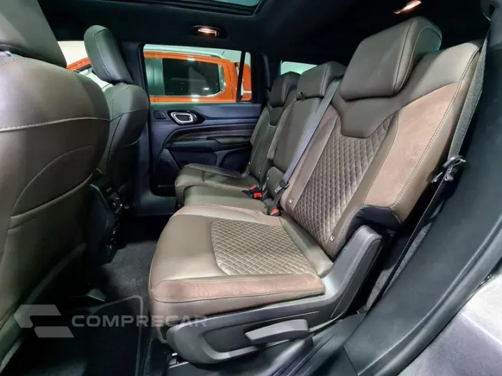 COMMANDER OVERLAND T270 1.3 TB FLEX AUT