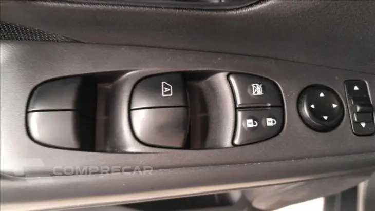 KICKS 1.6 16V FLEXSTART SENSE XTRONIC