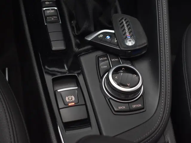 X1 - 2.0 16V TURBO ACTIVE SDRIVE20I X-LINE 4P AUTOMÁTICO