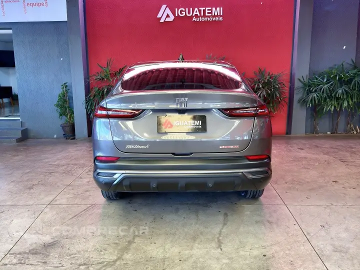 FASTBACK 1.0 TURBO 200 FLEX AUTOMÁTICO