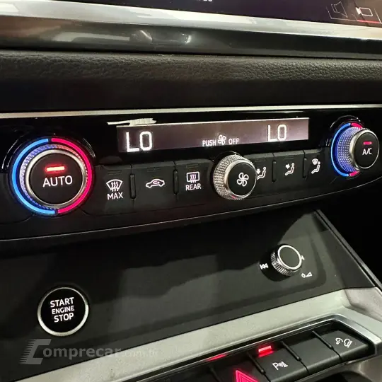 Q3 Performance 2.0 TFSI Tiptr. Quattro