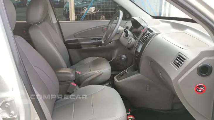 TUCSON 2.0 MPFI GLS 4X2 16V 143cv 2WD