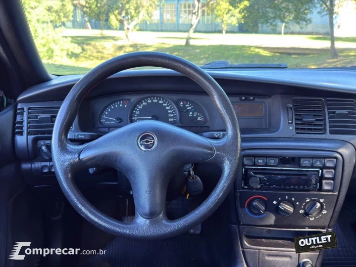 VECTRA 2.0 MPFI GLS 8V GASOLINA 4P MANUAL